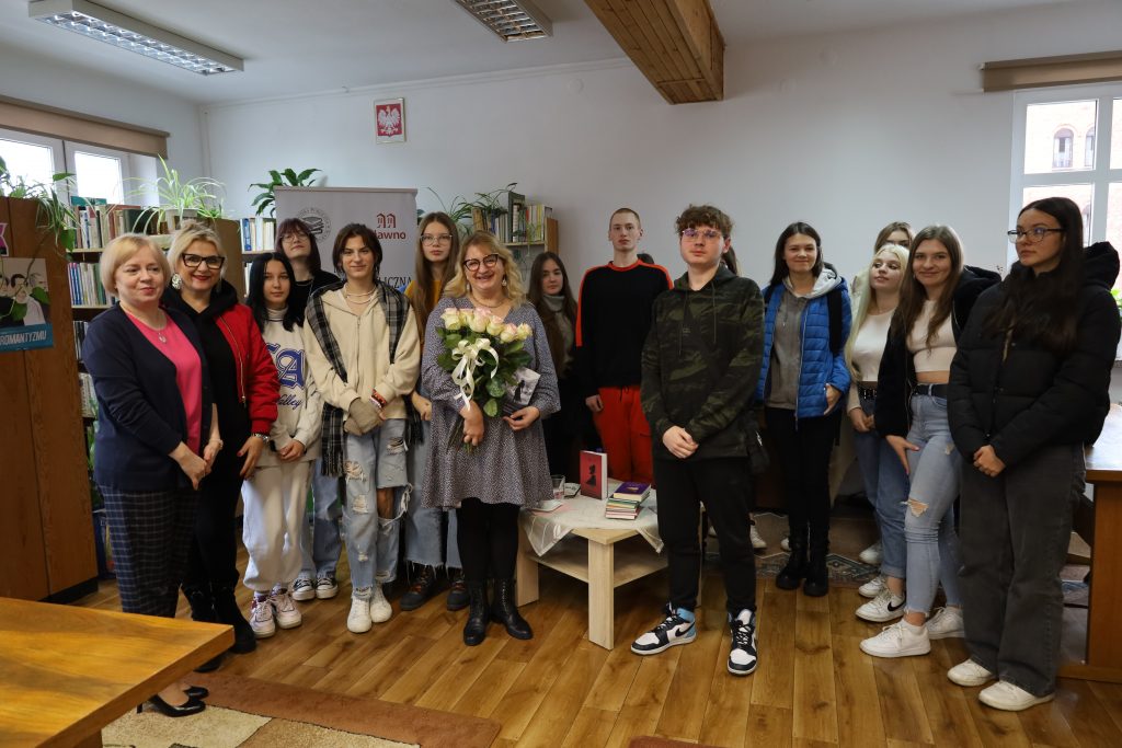 Uczestnicy spotkania z prof. Kuik-Kalinowską